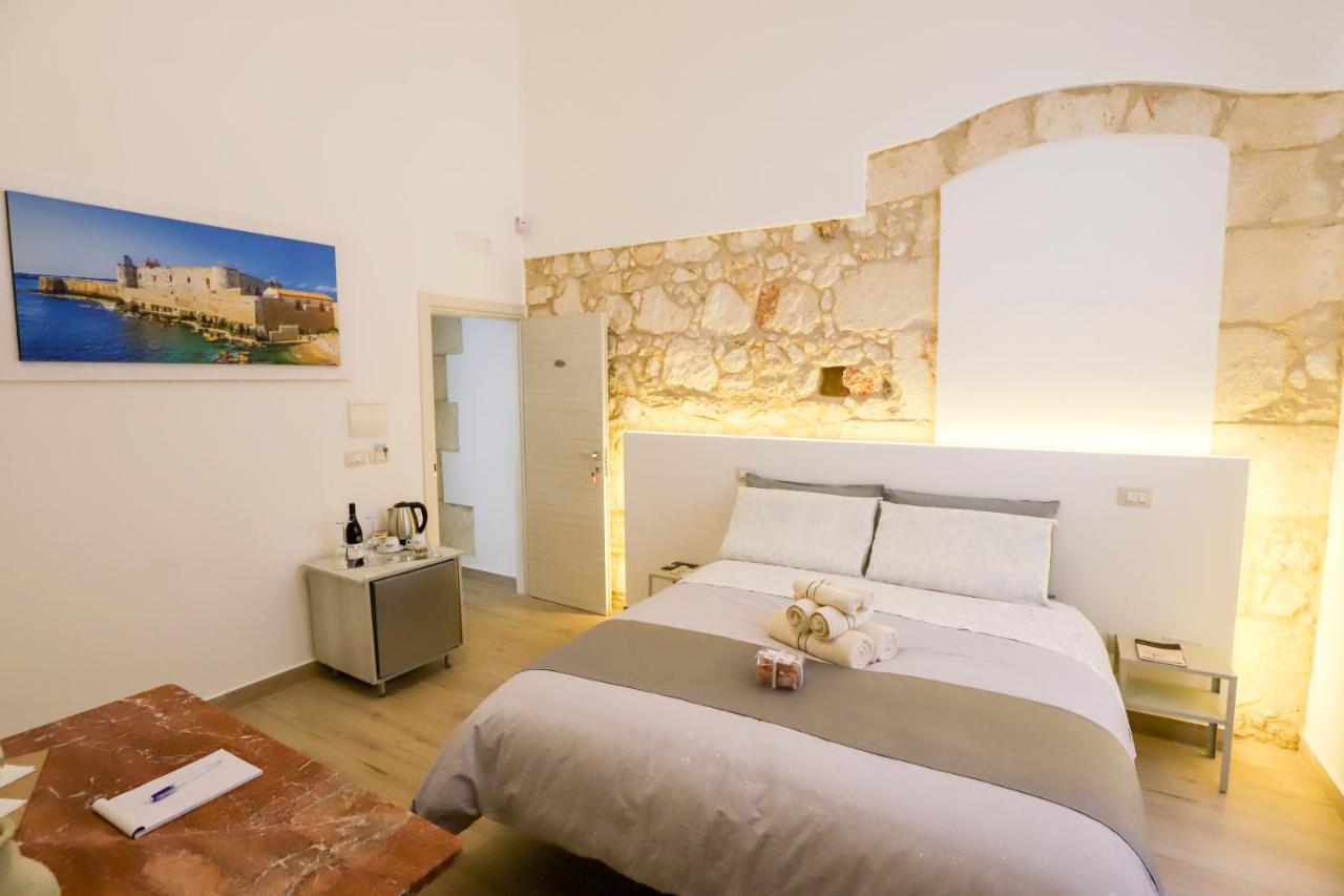 Bed and Breakfast La Sicilia In Un Sogno Сиракузы Экстерьер фото